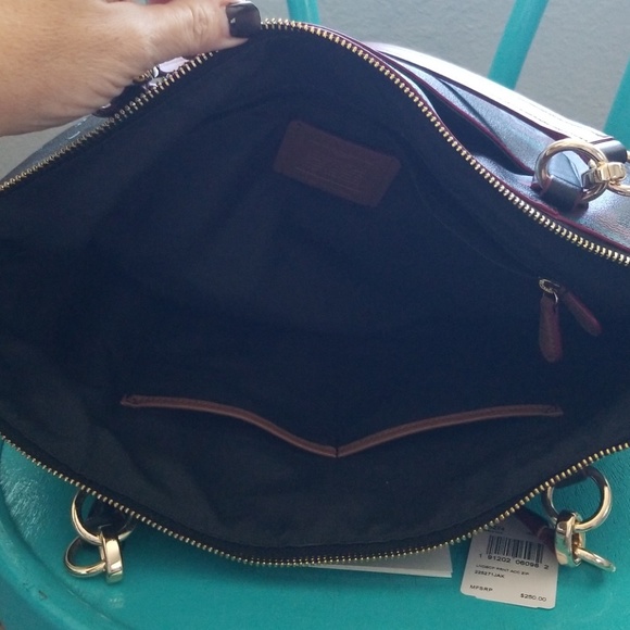 Coach Purse and wallet - Picture 4 of 4